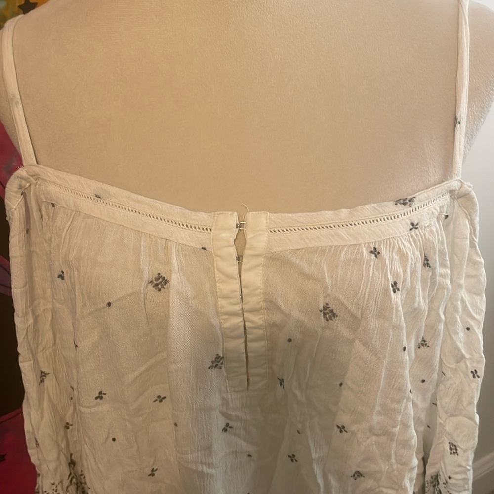 Ecote Cream Cold Open Shoulder Boho Flowy Top Xs - image 4